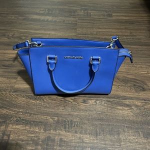 Really great condition, looks like new